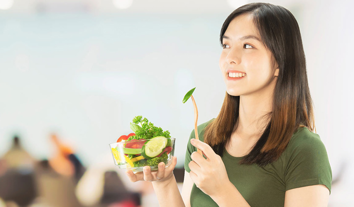 Cung cấp đầy đủ dưỡng chất ngăn rụng tóc - Nguyên nhân và biện pháp ngăn rụng tóc