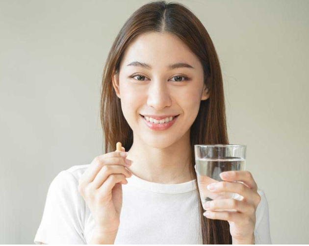 Rụng tóc ở nữ giới có thể được điều trị bằng thuốc - Nguyên nhân và biện pháp ngăn rụng tóc