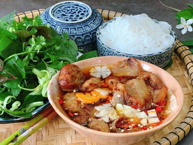 Bún chả Hà Nội