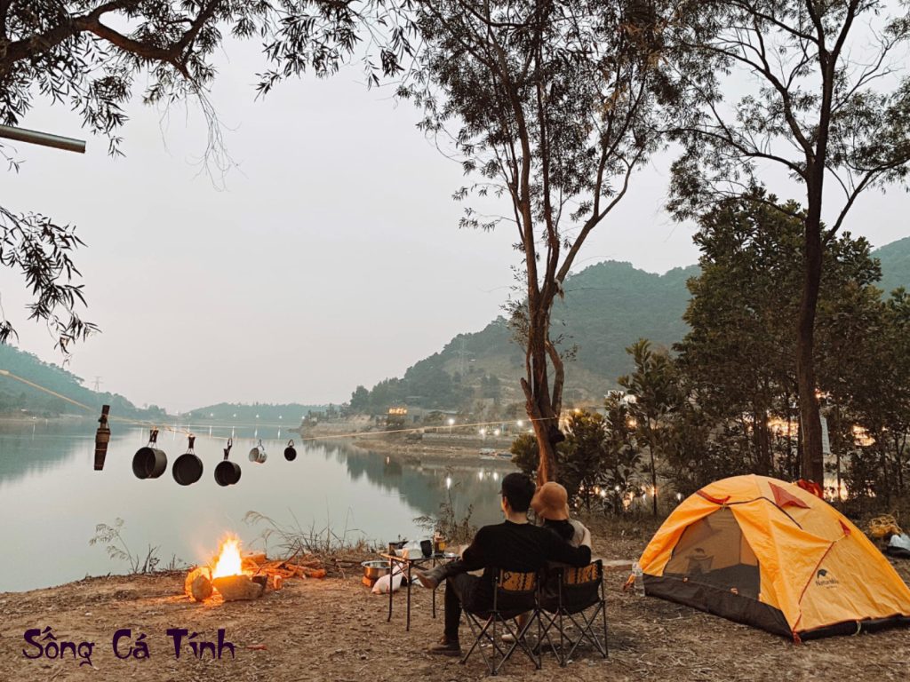 Địa điểm cắm trại gần Hà Nội với view xịn sò