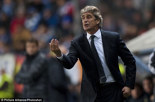 Huấn luyện viên Manuel Pellegrini