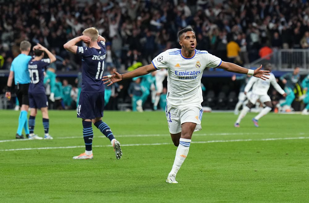 Real Madrid lội ngược dòng ngoạn mục trước Man City 