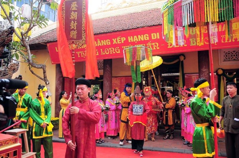 Le-hoi-den-bach-ma-ha-noi-dien-ra-tai-den-bach-ma-mot-trong-tu-tran-cua-kinh-thanh-thang-long-xua
