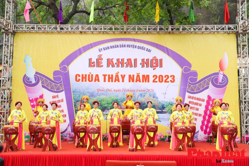 Le-hoi-truyen-thong-ha-noi-nay-o-chua-thay-nham-tuong-nho-den-thien-su-Tu-Dao-Hanh-nguoi-mo-dau-cho-tin-nguong-tho-thanh-to