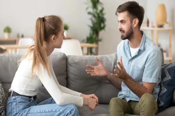 Chia sẻ với mọi người xua tan căng thẳng mệt mỏi