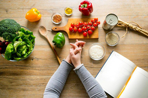 Một thực đơn đầy đủ dinh dưỡng giúp giảm stress hiệu quả