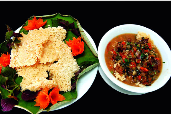 Cơm cháy Ninh Bình - Món ngon đặc sản