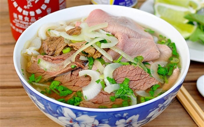 Top 10 Món ăn Hà Nội tân sinh viên nhất định phải thử